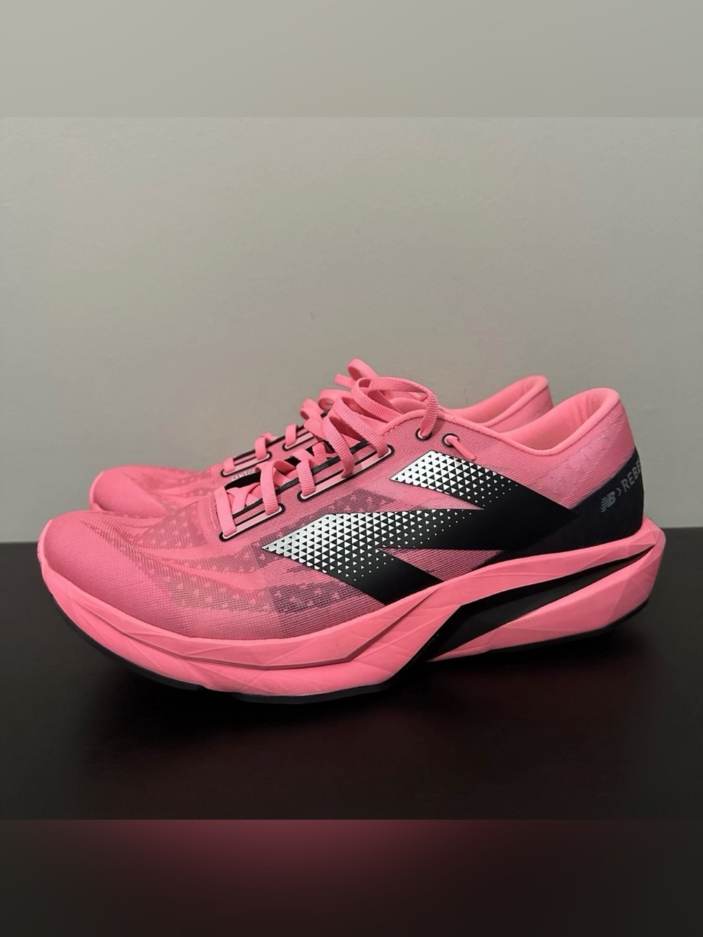 New Balance FuelCell Rebel V4 Ultra Pink Mens Size 13 D Running Shoes MFCXCP4